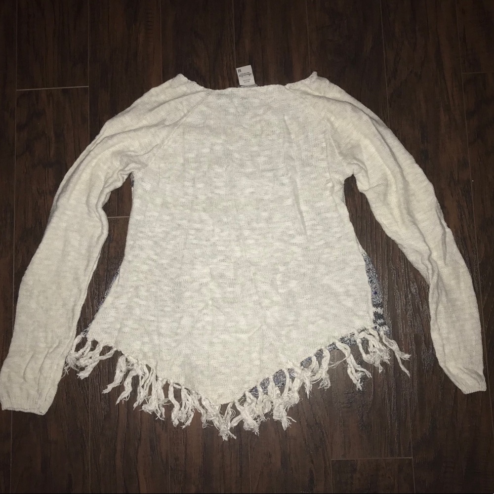 American Rag Sweater - Picture 2 of 3